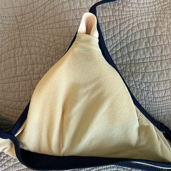 Victoria’s Secret Navy Bikini - Picture 9 of 9